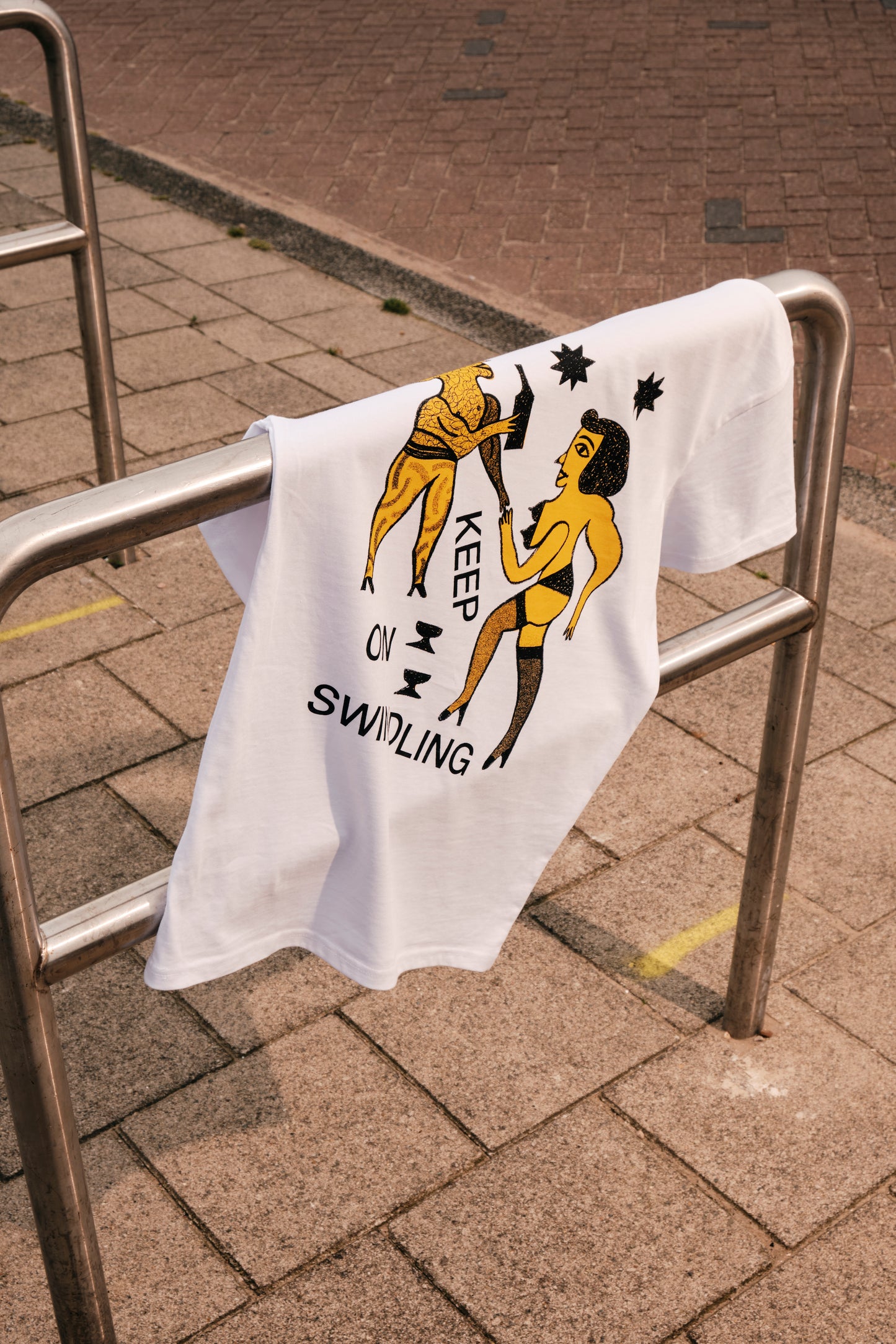 DAM SWINDLE X EMIEL STEENHUIZEN TEE WHITE